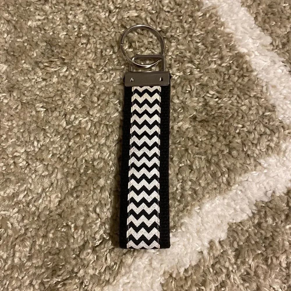 Glittered Chevron “L” Wrist Keychain